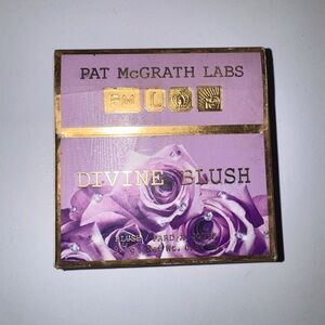 Pat McGrath Divine Blush - Purple and Gold